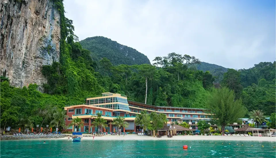 هتل فی فی کلیف ریزورت